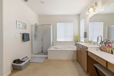 Bath - 1806 W Ripon Rd, Ripon, CA 95366 photo 5 of 5