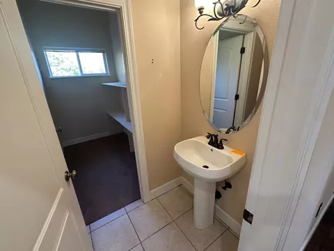 Bath - 6435 Green Pine Ct, Foresthill, CA 95631 photo 1 of 7