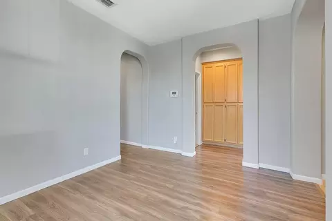 Entry Way - 2204 Summerfield Ln, Olivehurst, CA 95961 photo 2 of 4