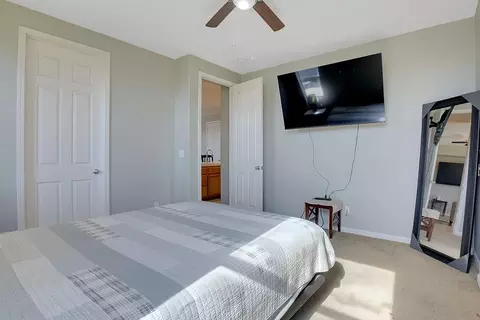 Bedroom - 2204 Summerfield Ln, Olivehurst, CA 95961 photo 6 of 6