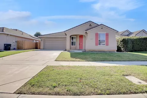 Exterior - 2204 Summerfield Ln, Olivehurst, CA 95961 photo 2 of 6