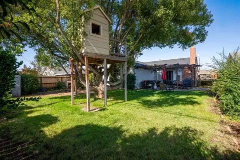 1444 Vista Dr, Lodi, CA 95242 photo 18