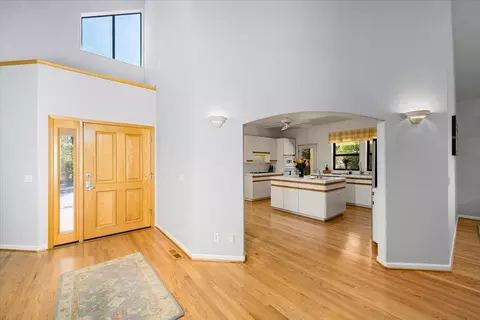 Entry Way - 20860 Pinehurst Ln, Colfax, CA 95713 photo 4 of 8