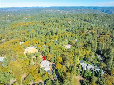 View/Area - 20860 Pinehurst Ln, Colfax, CA 95713 photo 9 of 16