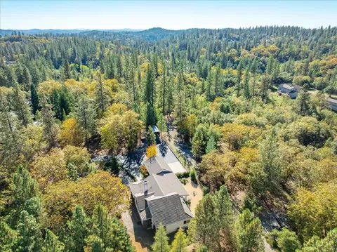 View/Area - 20860 Pinehurst Ln, Colfax, CA 95713 photo 6 of 16