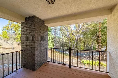 Exterior - 20860 Pinehurst Ln, Colfax, CA 95713 photo 9 of 34