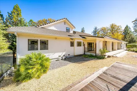 Exterior - 20860 Pinehurst Ln, Colfax, CA 95713 photo 12 of 34