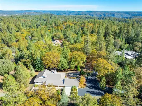 View/Area - 20860 Pinehurst Ln, Colfax, CA 95713 photo 3 of 16