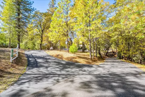 Exterior - 20860 Pinehurst Ln, Colfax, CA 95713 photo 19 of 34