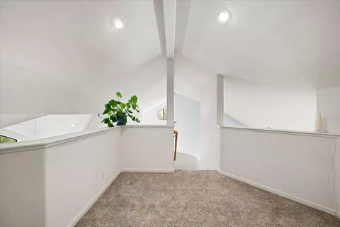 Entry Way - 20860 Pinehurst Ln, Colfax, CA 95713 photo 8 of 8