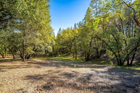 Exterior - 20860 Pinehurst Ln, Colfax, CA 95713 photo 31 of 34
