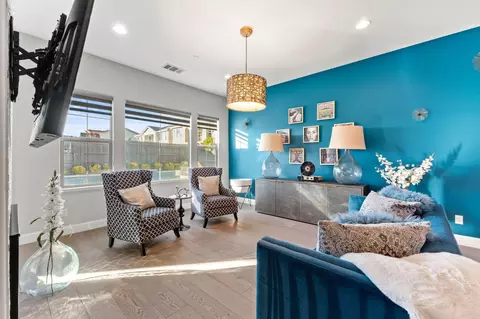 Living - 2702 Hidden Trail Loop, Rocklin, CA 95765 photo 4 of 11