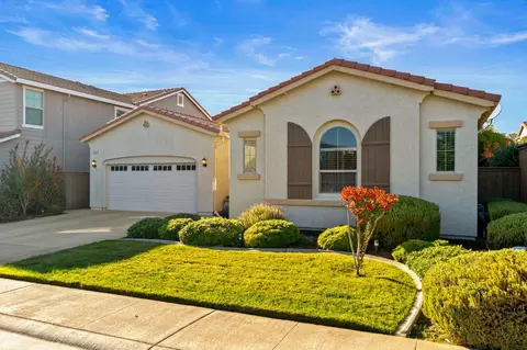 Exterior - 2702 Hidden Trail Loop, Rocklin, CA 95765 photo 4 of 21