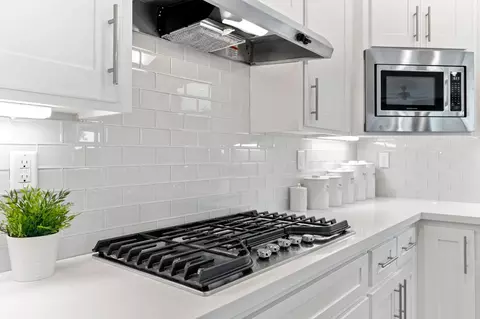 Kitchen - 2702 Hidden Trail Loop, Rocklin, CA 95765 photo 6 of 6