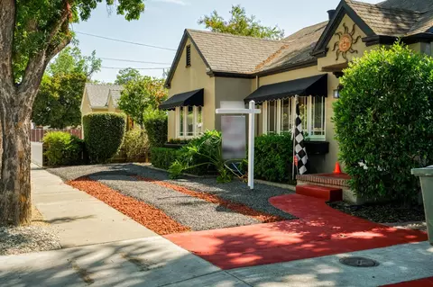 Exterior - 132 Grant St, Modesto, CA 95354 photo 5 of 8