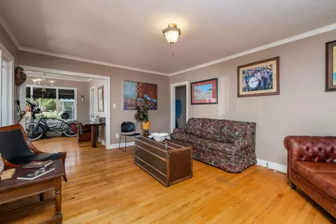 Living - 132 Grant St, Modesto, CA 95354 photo 2 of 2
