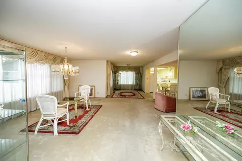 Living - 661 Newcomb Ave, Turlock, CA 95382 photo 1 of 6
