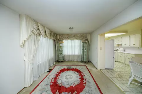 Dining - 661 Newcomb Ave, Turlock, CA 95382 photo 1 of 3