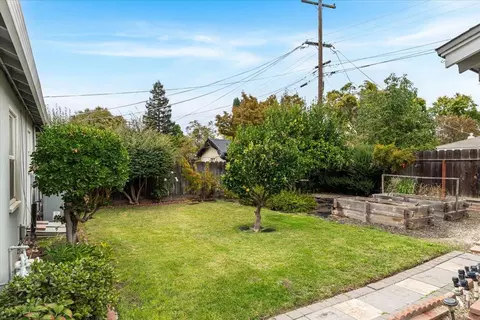 Exterior - 1109 Ulrich Ave, Modesto, CA 95350 photo 14 of 20