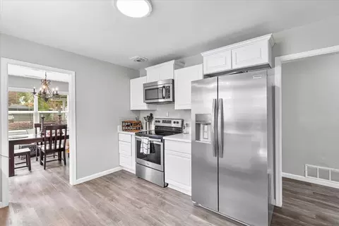 Kitchen - 1109 Ulrich Ave, Modesto, CA 95350 photo 2 of 5