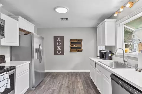 Kitchen - 1109 Ulrich Ave, Modesto, CA 95350 photo 1 of 5