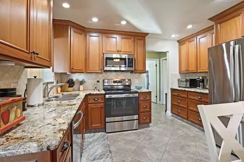 Kitchen - 18 Benson Dr, Lodi, CA 95242 photo 1 of 3