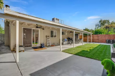 1105 Memory Ln, Modesto, CA 95351 photo 34