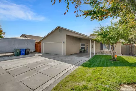1105 Memory Ln, Modesto, CA 95351 photo 3