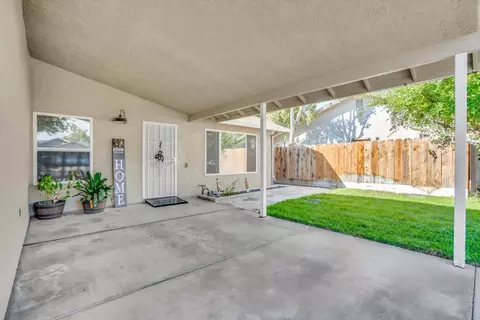 1105 Memory Ln, Modesto, CA 95351 photo 5