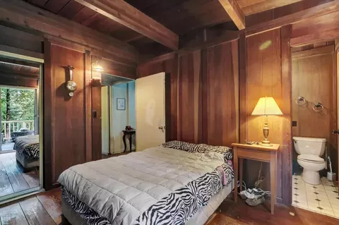 Bedroom - 10046 Smith Rd, Grass Valley, CA 95949 photo 6 of 7
