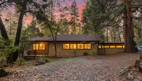 10046 Smith Rd, Grass Valley, CA 95949 photo 1