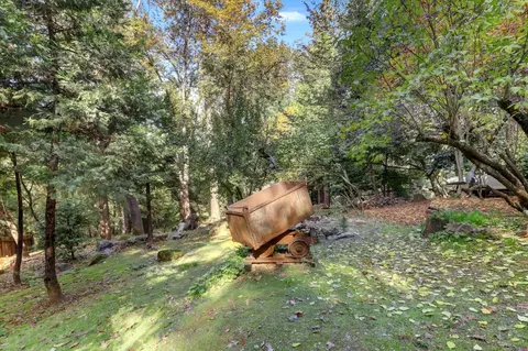 Exterior - 10046 Smith Rd, Grass Valley, CA 95949 photo 7 of 15
