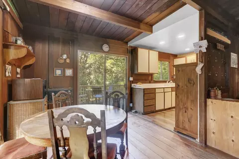 Dining - 10046 Smith Rd, Grass Valley, CA 95949 photo 2 of 3