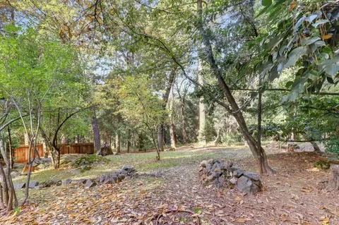 Exterior - 10046 Smith Rd, Grass Valley, CA 95949 photo 8 of 15