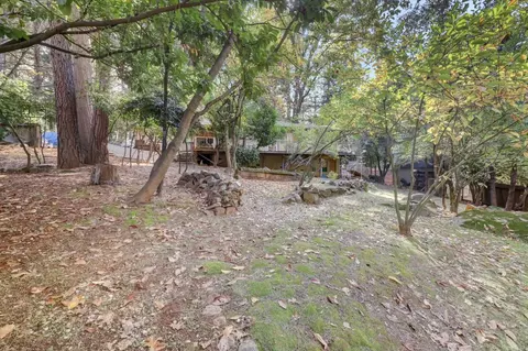Exterior - 10046 Smith Rd, Grass Valley, CA 95949 photo 9 of 15