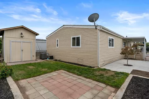 4325 Raiders Way, Modesto, CA 95355 photo 31