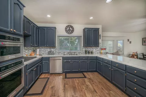 Kitchen - 1850 Hammond Dr, Turlock, CA 95382 photo 4 of 5
