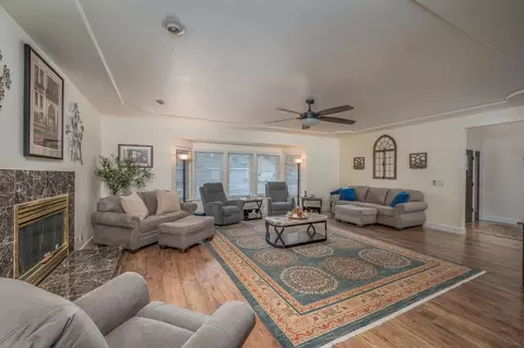 Living - 1850 Hammond Dr, Turlock, CA 95382 photo 1 of 2