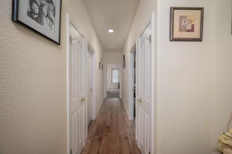 Entry Way - 1850 Hammond Dr, Turlock, CA 95382 photo 3 of 6