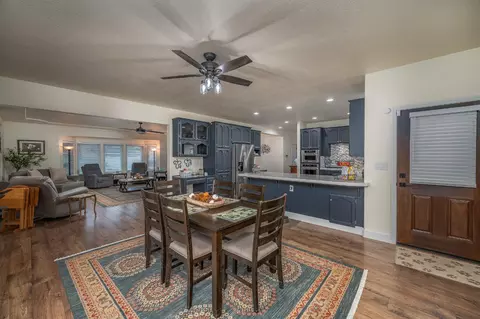 Dining - 1850 Hammond Dr, Turlock, CA 95382 photo 1 of 3