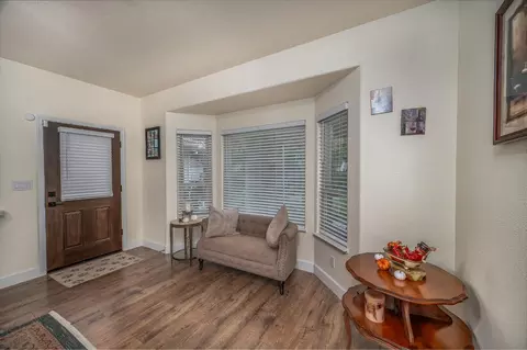Entry Way - 1850 Hammond Dr, Turlock, CA 95382 photo 1 of 6