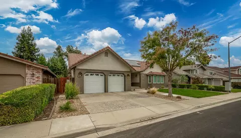 Exterior - 1850 Hammond Dr, Turlock, CA 95382 photo 3 of 12