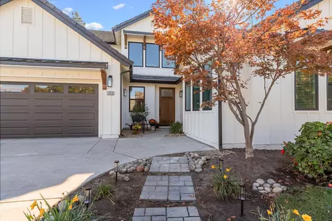 Exterior - 688 Cindy Dr, Ripon, CA 95366 photo 2 of 8