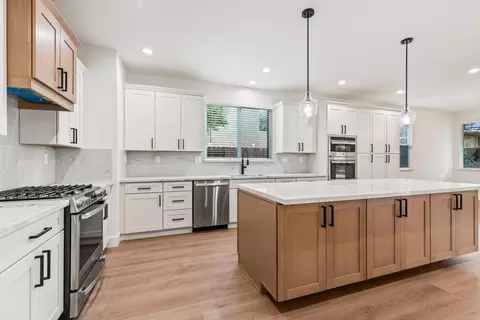 Kitchen - 688 Cindy Dr, Ripon, CA 95366 photo 3 of 4