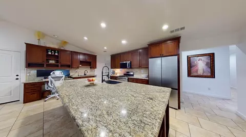 4460 S Carpenter Rd, Modesto, CA 95358 photo 10