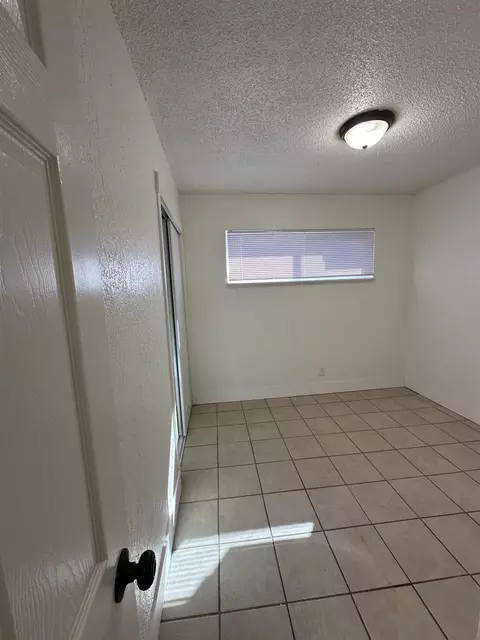 1045 W Santa Fe Ave, Merced, CA 95340 photo 9