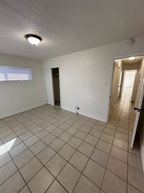 1045 W Santa Fe Ave, Merced, CA 95340 photo 10