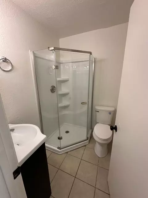 1045 W Santa Fe Ave, Merced, CA 95340 photo 7