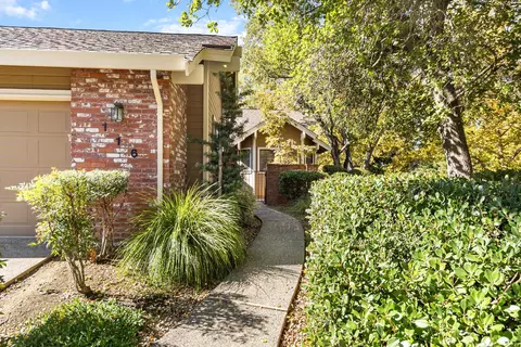116 Pheasant Ln, Folsom, CA 95630 photo 3