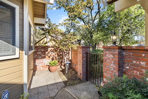 116 Pheasant Ln, Folsom, CA 95630 photo 5